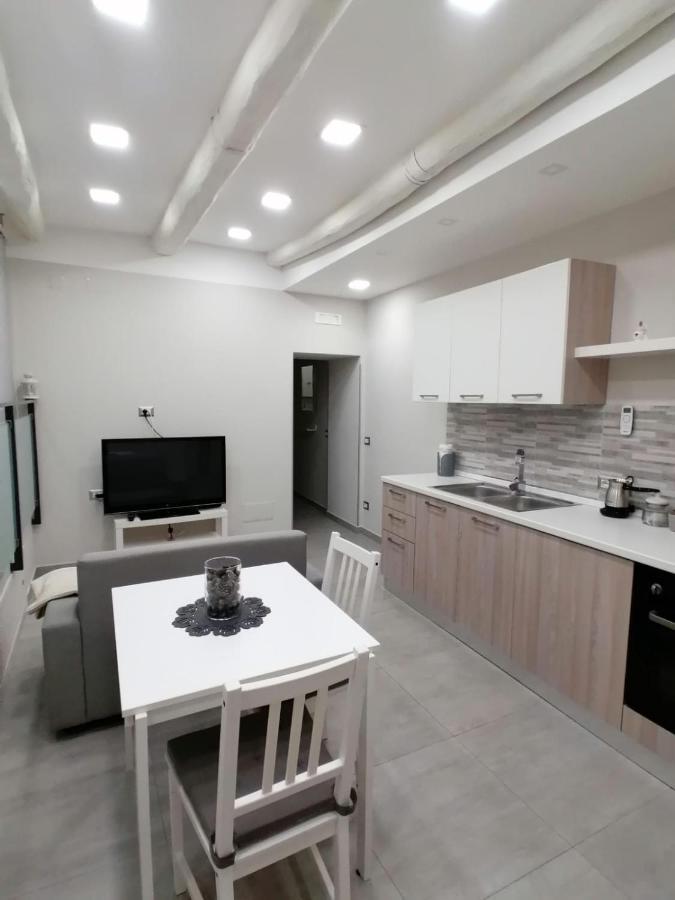 Apartament Monica'S House Neapol Zewnętrze zdjęcie